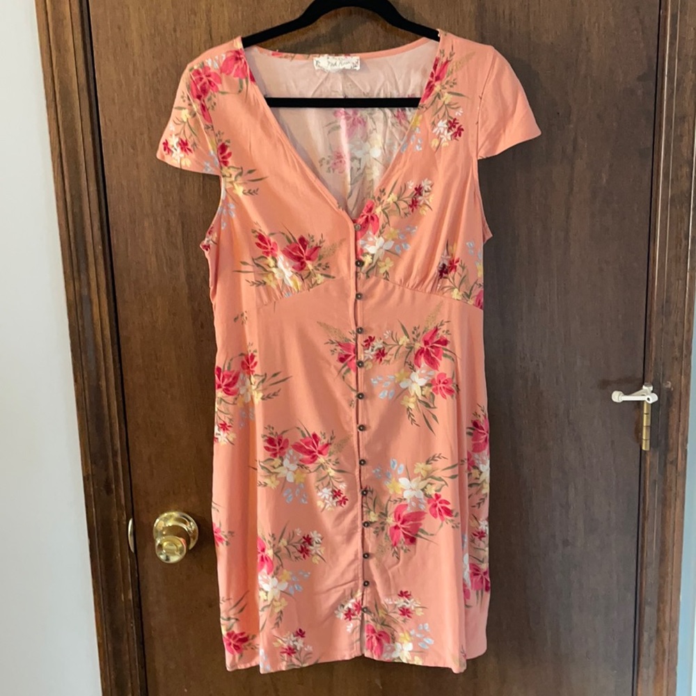 Floral print dress with cap sleeves